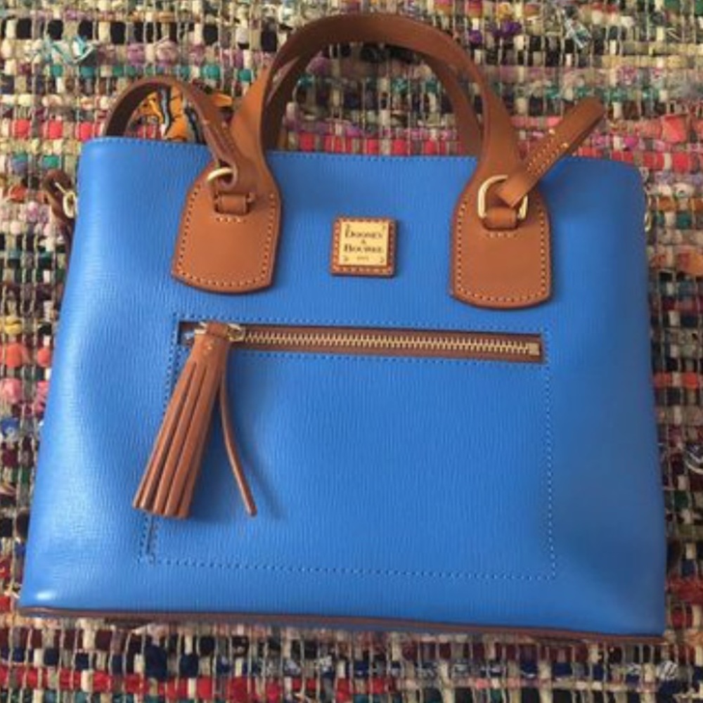 Blue Dooney & Bourke leather purse